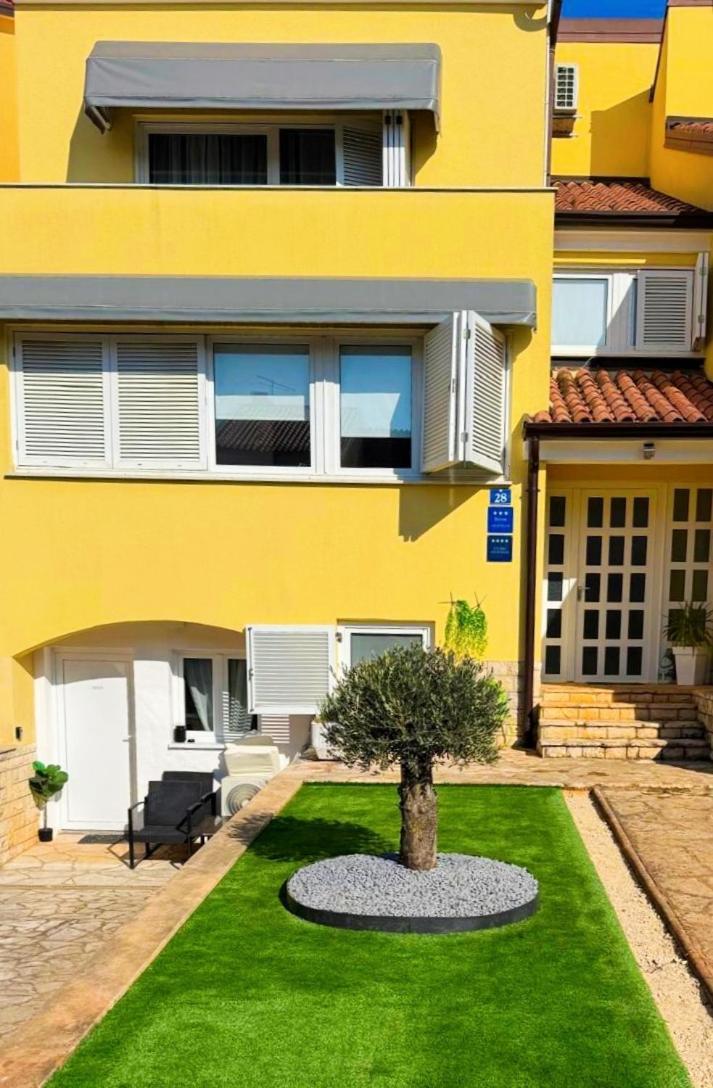 Kadenca Lägenhet Umag Exteriör bild